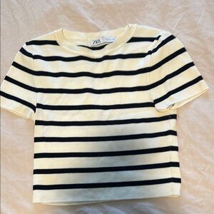 Zara Black and Cream Striped Short Sleeve Tee